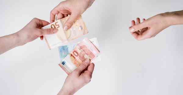 日本导演制作动画