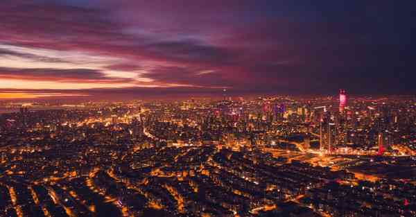 如何制作动画手舞足蹈