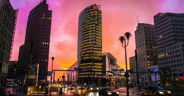 多图片动画ppt_带托盘的花盆可以养多肉吗