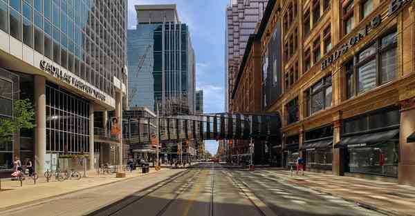 瞬间动画的制作